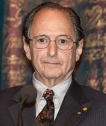 Michael Levitt photo Michael Levitt